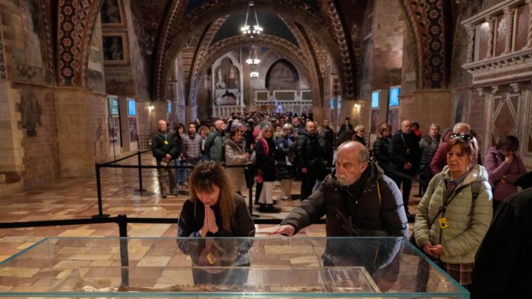 Display of St. Francis of Assisi's bones confirms enduring appeal of relics for Christians