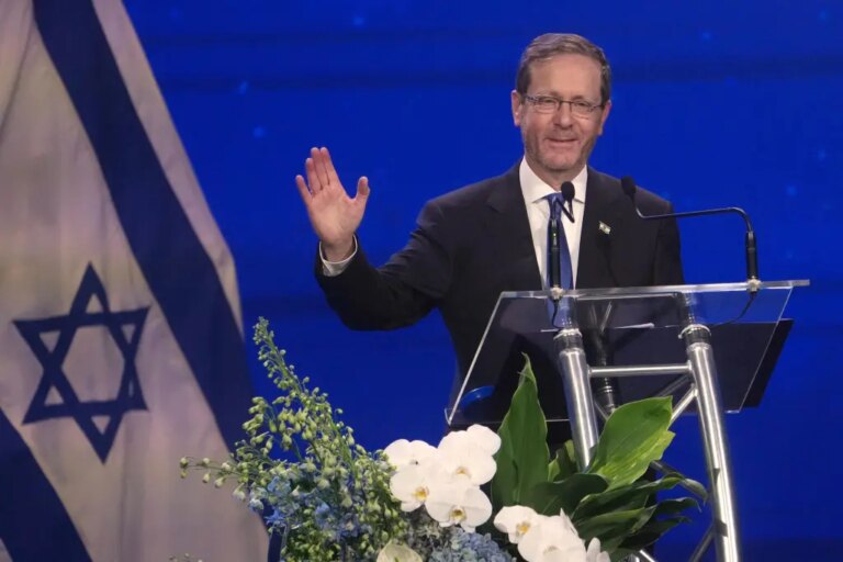 El presidente israelí termina una tensa visita a Australia en medio de protestas por Gaza – Chicago Tribune