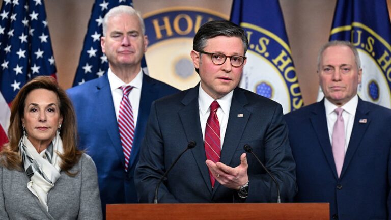 House votes to reopen U.S. government, bill heads to Trump's desk