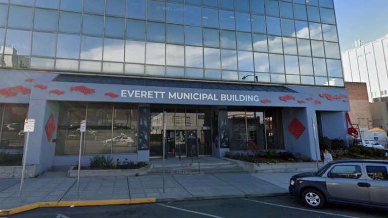 ICE accuses Everett mayor of escalating tensions over immigration ICE accuses Everett mayor of escalating tensions over immigration