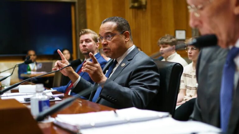 Live updates: Senators grill Minnesota AG in fiery hearing; Dems rebuke WH DHS offer