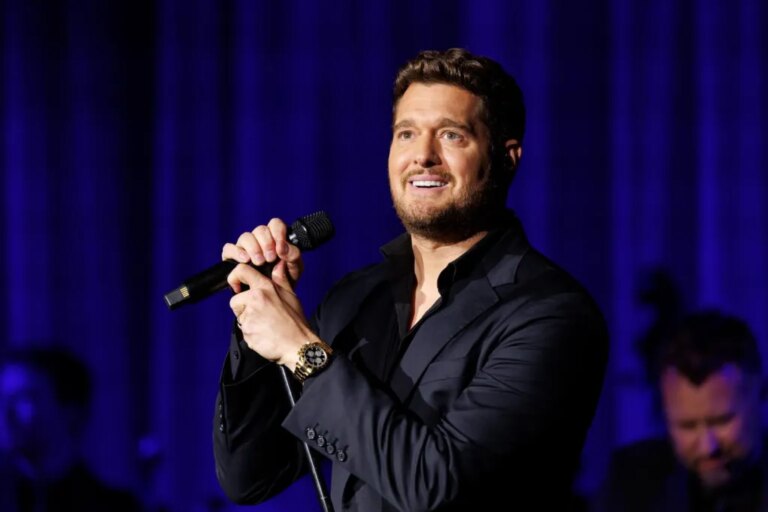 Michael Bublé Congratulates U.S. Hockey Team on Victory Over Canada