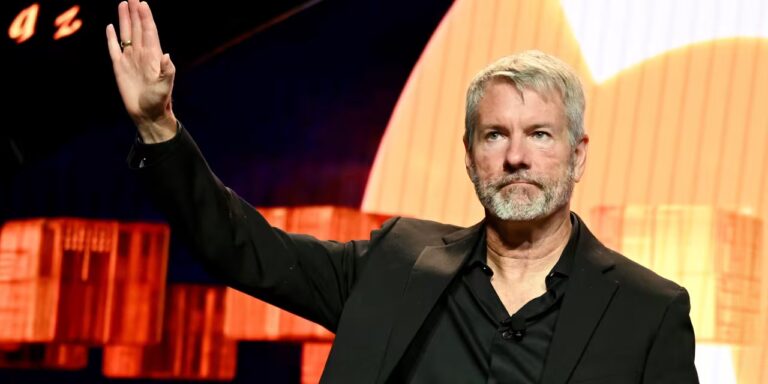 Michael Saylor’s bitcoin holdings briefly went underwater Michael Saylor’s bitcoin holdings briefly went underwater