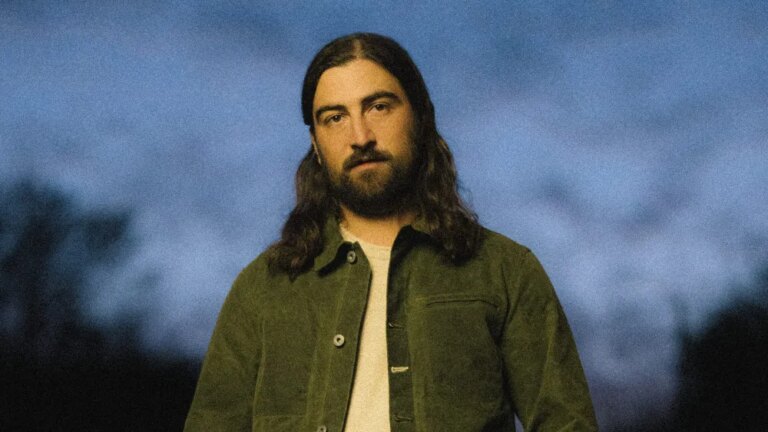 Noah Kahan Announces First Stadium Tour for Summer 2026 Noah Kahan Announces First Stadium Tour for Summer 2026