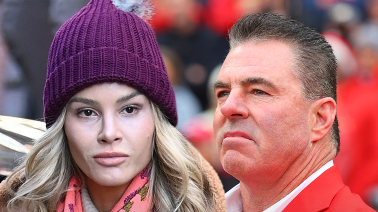 ‘RHOC’s Meghan King Accuses Jim Edmonds of Leaking Her Number to Sex Workers 'RHOC's Meghan King Accuses Jim Edmonds of Leaking Her Number to Sex Workers