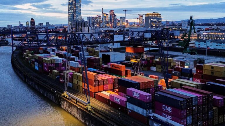 SCOTUS ruling against tariffs is unlikely to mean an end to trade policy chaos SCOTUS ruling against tariffs is unlikely to mean an end to trade policy chaos