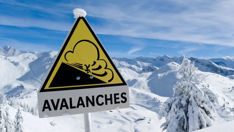 State Department warns of avalanche danger in Switzerland, Austria, France State Department warns of avalanche danger in Switzerland, Austria, France