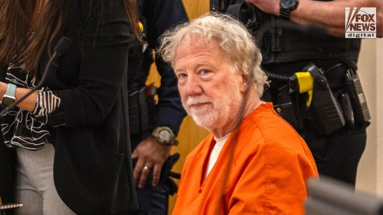 Timothy Busfield enters plea on child sex abuse charges Timothy Busfield enters plea on child sex abuse charges
