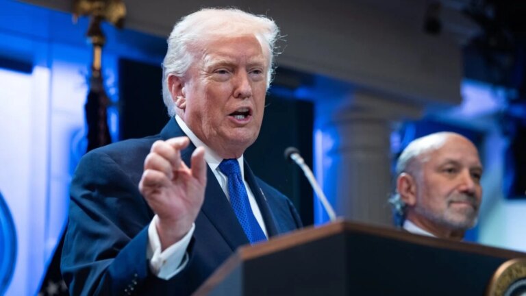 Trump Says He'll Impose New 10% Global Tariff After SCOTUS Defeat