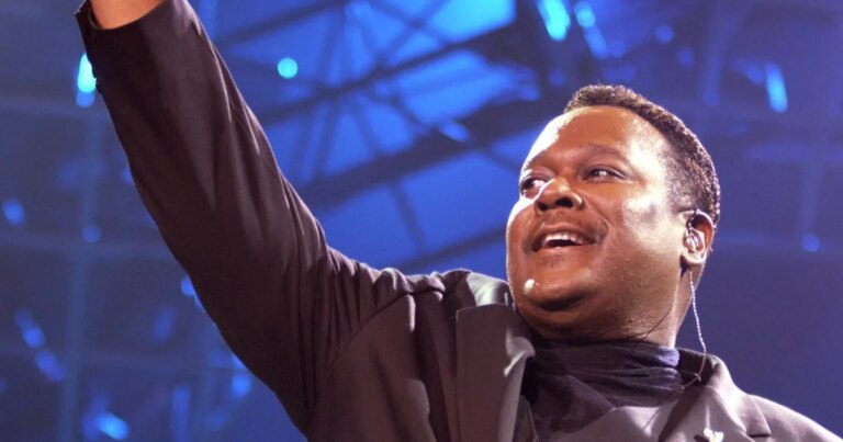Who Is Luther Vandross? What to Know After Cher’s Grammys Reference