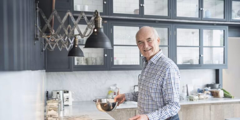 ‘Guests tell me I have dust bunnies’: My $150-an-hour cleaner has become increasingly negligent. Do I fire her? ‘Guests tell me I have dust bunnies’: My $150-an-hour cleaner has become increasingly negligent. Do I fire her?