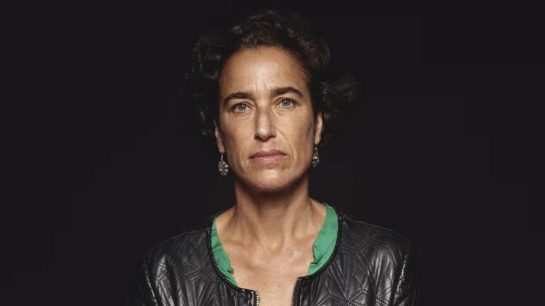 ‘I’m part of a blended family that didn’t blend well’: My stepsister added her mailing address to our mother’s bank account. Can she be trusted?