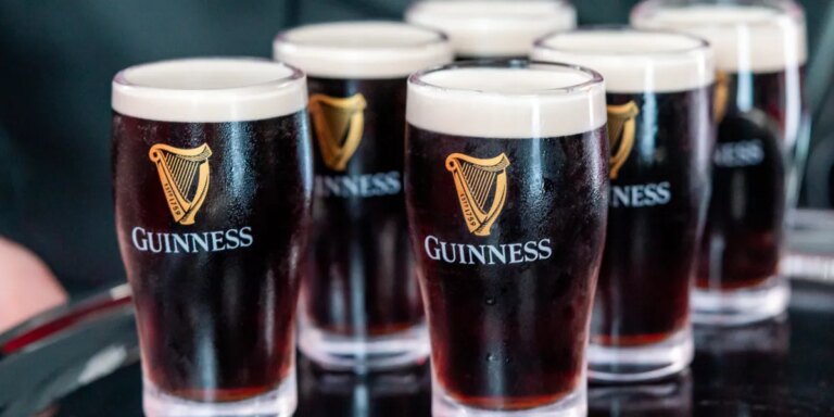 A man used AI to call 3,000 Irish bartenders to track Guinness prices