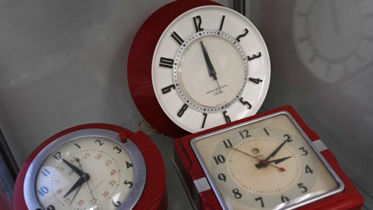 British Columbia to make daylight saving time permanent : NPR