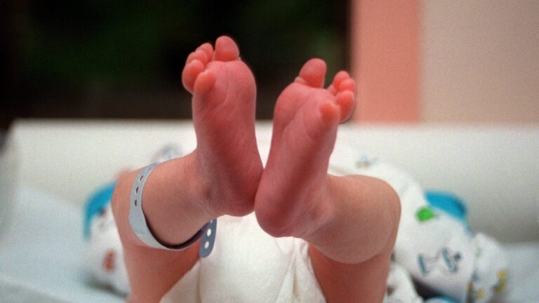 COVID vaccines during pregnancy protect newborns for 5 months, study finds : NPR