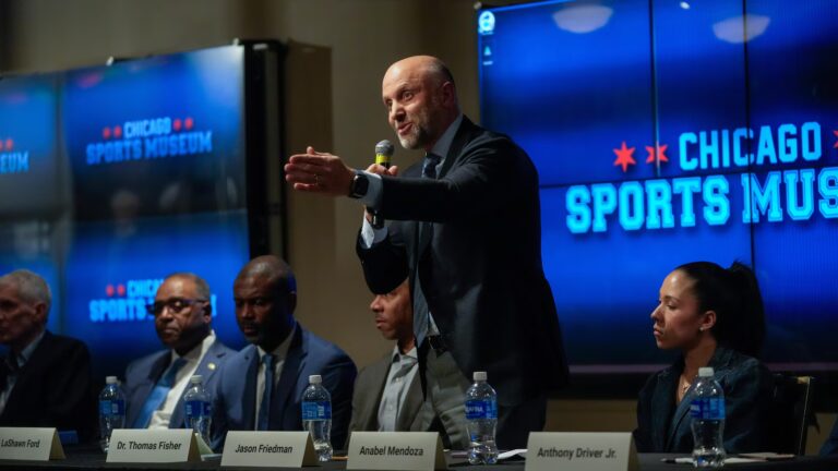 Congress is on track for record retirements. In Illinois, that's created a candidate frenzy