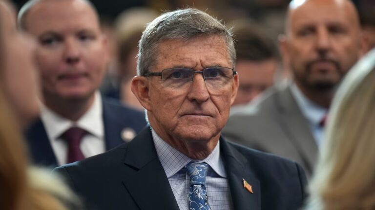 DOJ to pay ex-Trump adviser Michael Flynn $1M to settle malicious prosecution suit: Sources DOJ to pay ex-Trump adviser Michael Flynn $1M to settle malicious prosecution suit: Sources