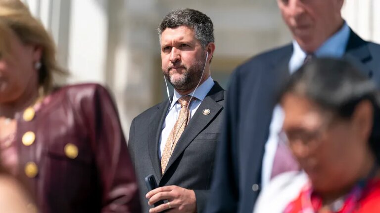 Democrat mocks Mullin for remarks on ‘smell’ and ‘taste’ of war: ‘Call of Duty doesn’t count’ Democrat mocks Mullin for remarks on ‘smell’ and ‘taste’ of war: ‘Call of Duty doesn’t count’