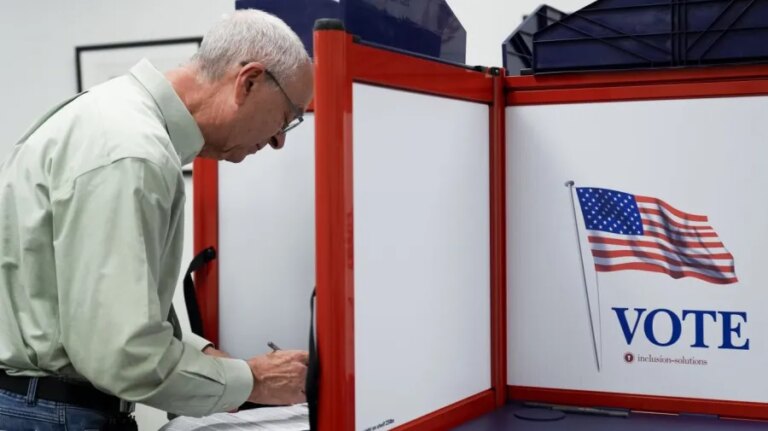 Democrats zero in on Virginia redistricting as early voting begins