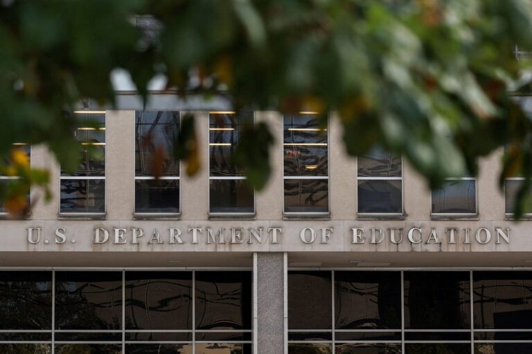 Education Dept. to leave headquarters, give building to Energy Department