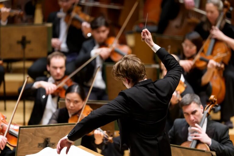 Klaus Mäkelä conducts the CSO in "The Rite of Spring"