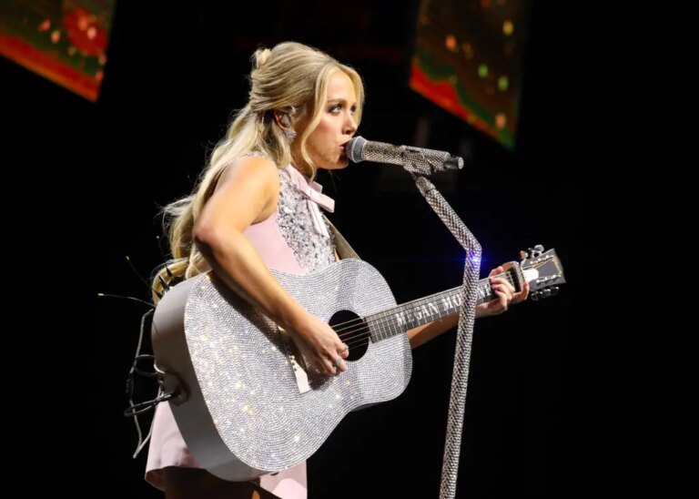 Megan Moroney Brings a Taste of Her Own ‘Medicine’ to ‘Tonight Show’