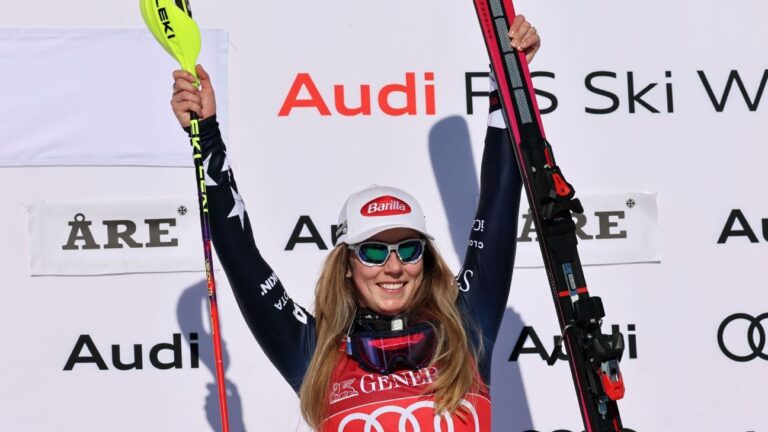 Mikaela Shiffrin wins record-tying 8th WC slalom this season Mikaela Shiffrin wins record-tying 8th WC slalom this season