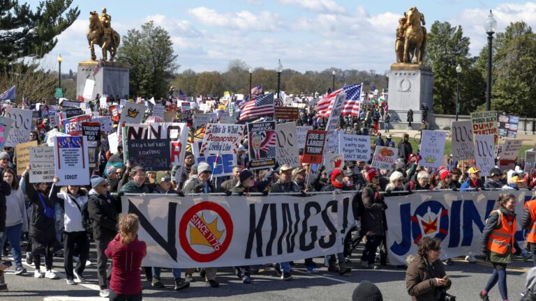 ‘No Kings’ protesters rally in cities, towns across the country 'No Kings' protesters rally in cities, towns across the country