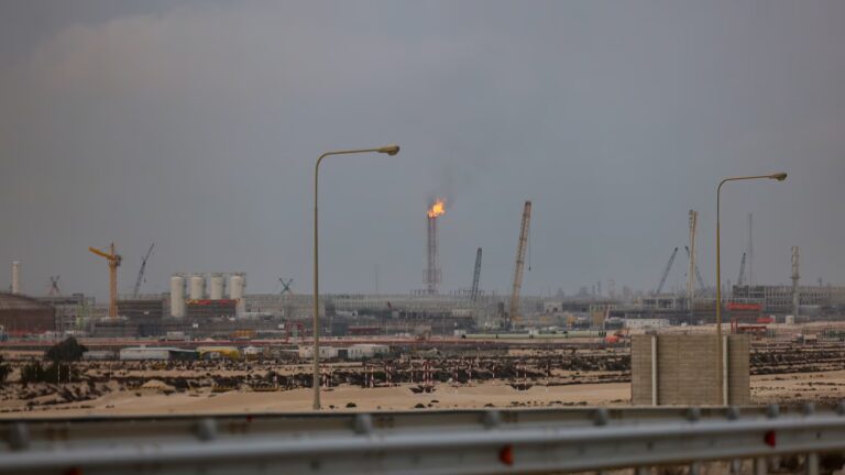 Oil and gas prices surge as Iran escalates strikes on Gulf refineries