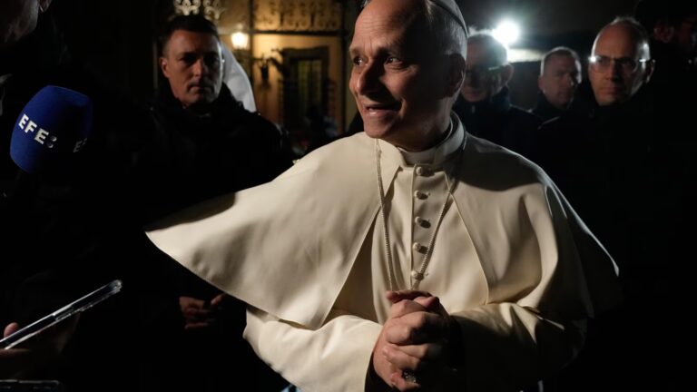 Pope Leo XIV urges an Easter end to the US-Israel war on Iran, calling for dialogue Pope Leo XIV urges an Easter end to the US-Israel war on Iran, calling for dialogue