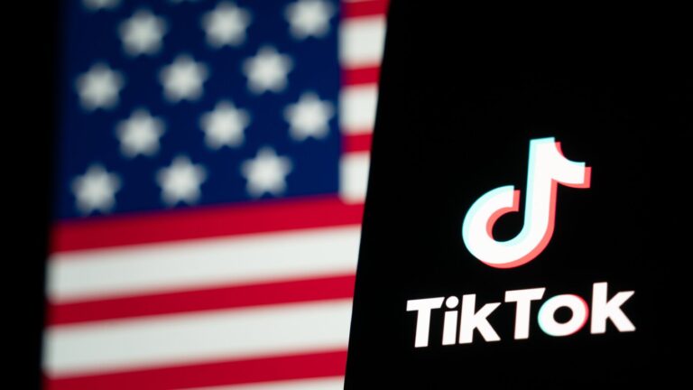 Public Integrity Project sues Trump, Bondi over TikTok sale : NPR