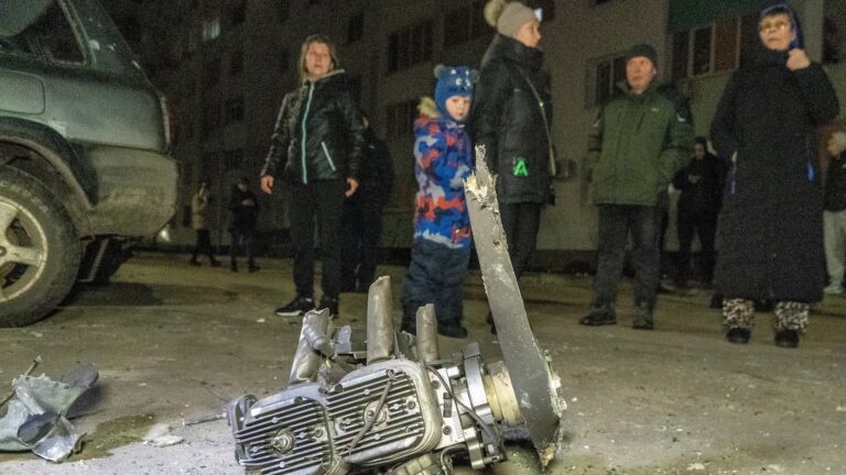 Russia and Ukraine both claim front-line progress with US-brokered talks on hold