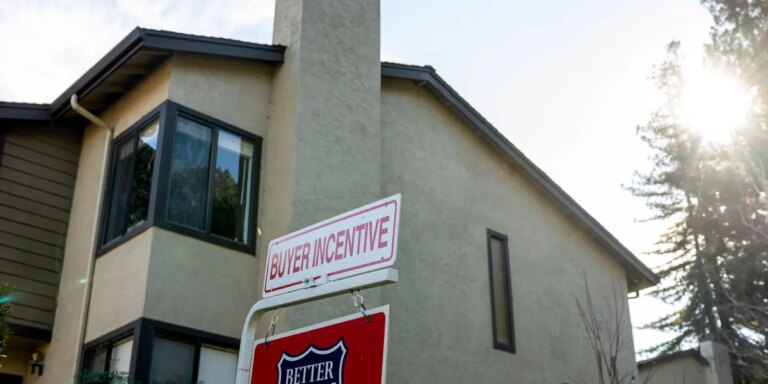 There are now nearly 50% more home sellers than buyers as mismatch widens to a record 630,000