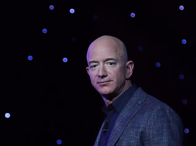 This is Jeff Bezos’s plan to rival Elon Musk in the race for space-based data centers This is Jeff Bezos’s plan to rival Elon Musk in the race for space-based data centers