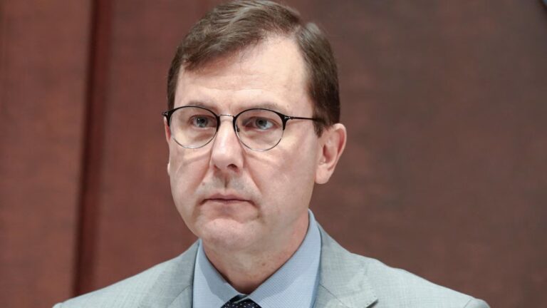 Tom Kean Jr.'s political roots date to 1776. Is that enough to protect the Republican's House seat?