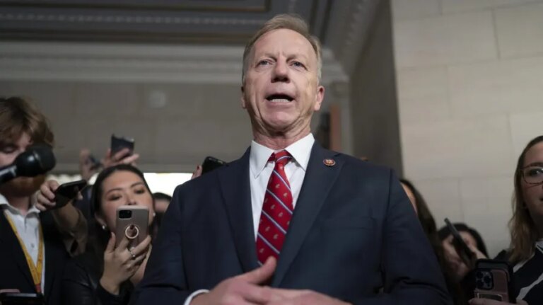 Trump endorses Hern for Mullin’s Oklahoma Senate seat