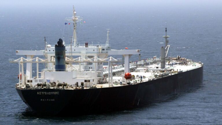 U.S. allows temporary purchases of Russian oil already at sea to stabilize energy markets