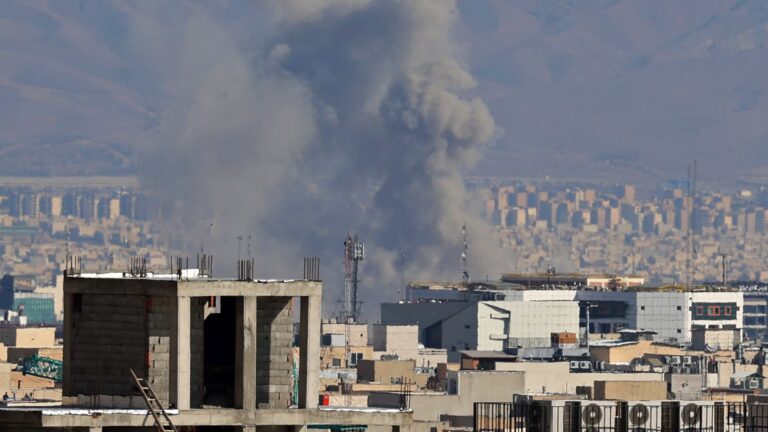 U.S. orders staff to leave Saudi Arabia as Iran war spreads and oil surges above $100