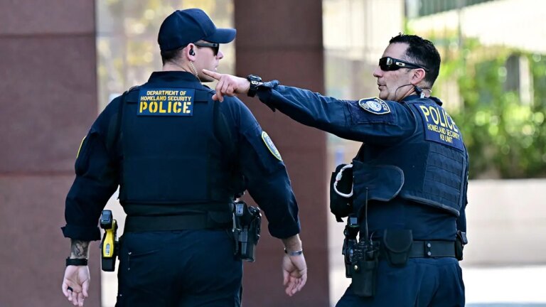 Colorado e-filing system reportedly requires lawyers to pledge not to aid ICE