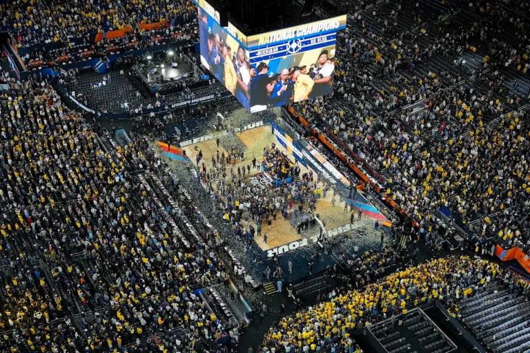 NCAA committee to discuss streamlined, age-based eligibility rules, AP sources say Download app from appStore